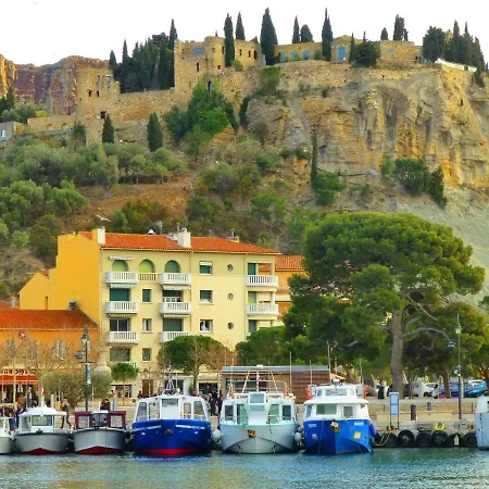 Cassiopee Apartment *