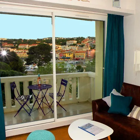 Cassiopee Apartment *